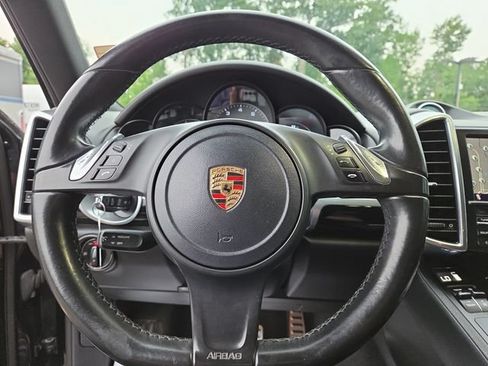 Used 2013 Porsche Cayenne S AWD/4WD image 19