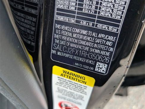 Used 2024 Land Rover Discovery Sport S image 17