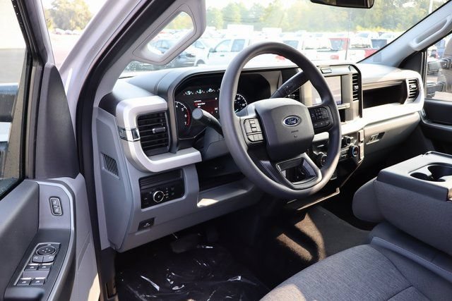 New 2026 Ford F350 XL w/ STX Appearance Package AWD/4WD image 4