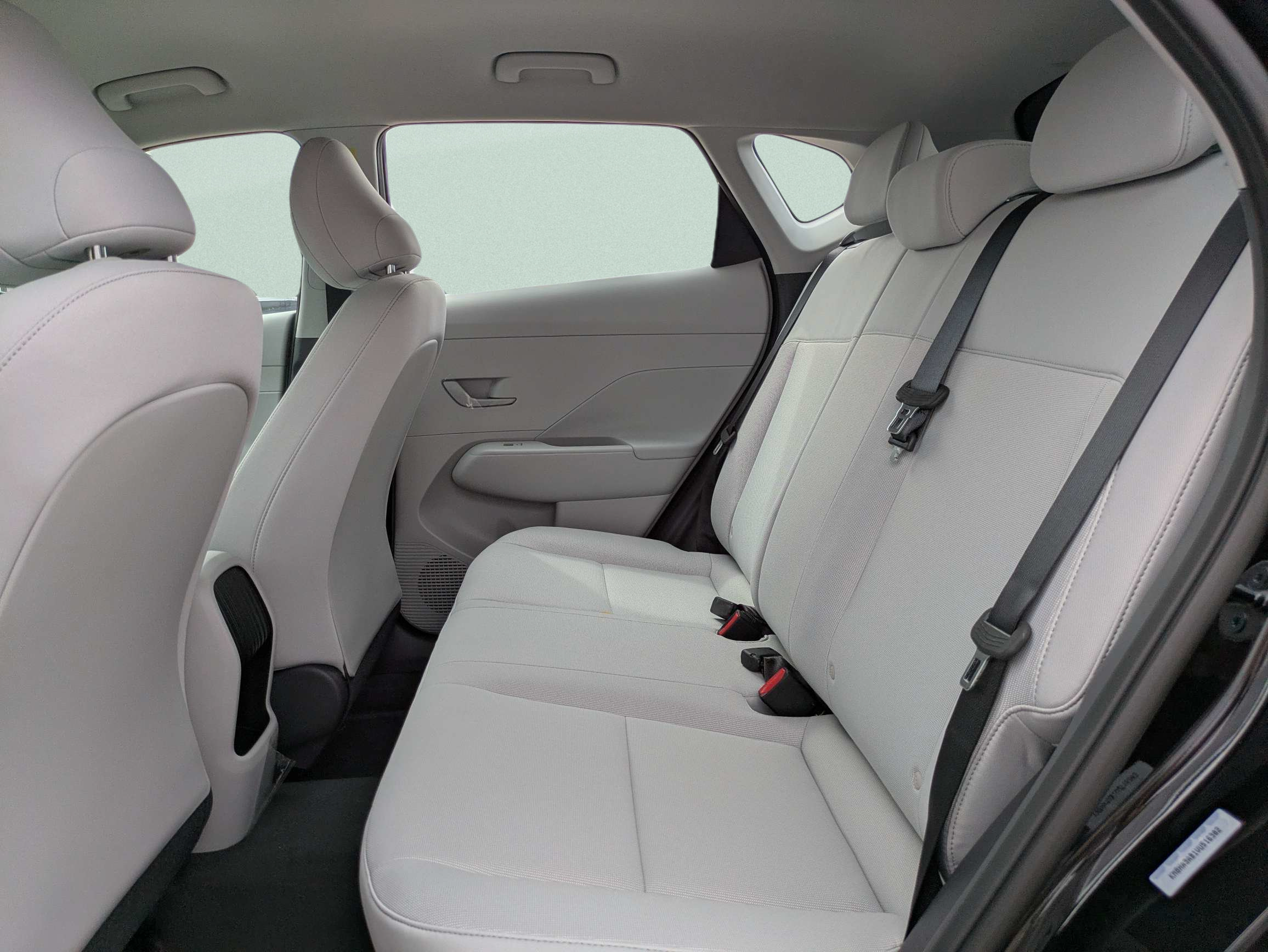 New 2027 Hyundai Kona SE FWD image 11
