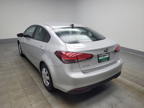 Used 2017 Kia Forte LX w/ LX Popular Package image 5