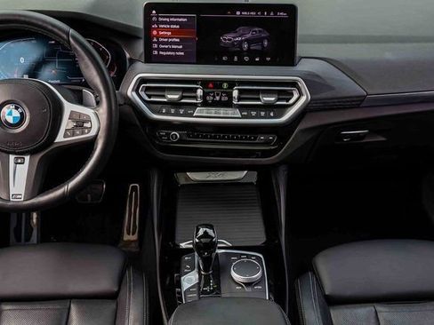 Used 2023 BMW X4 xDrive30i w/ M Sport Package image 10