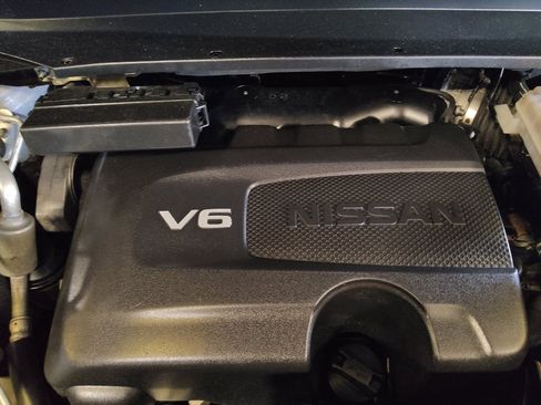Used 2019 Nissan Pathfinder SL FWD image 30