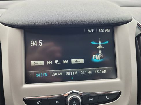 Used 2018 Chevrolet Cruze LS image 14