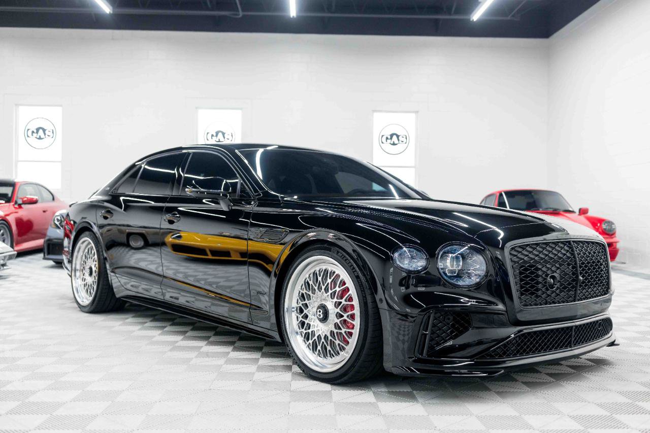 Used 2025 Bentley Flying Spur Plug-In Hybrid AWD/4WD image 5