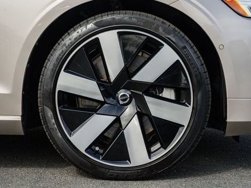 Certified 2023 Volvo S60 T8 Ultimate image 15