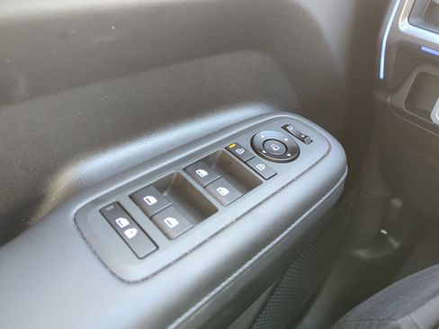 Used 2025 Hyundai Santa Fe Limited image 34