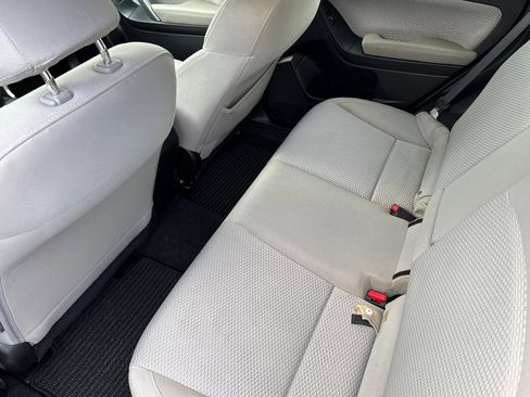Used 2017 Subaru Forester 2.5i Premium image 15
