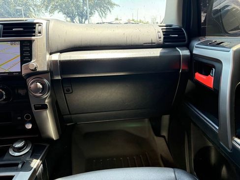 Used 2021 Toyota 4Runner SR5 Premium AWD/4WD image 7