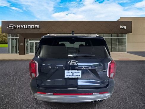 Used 2023 Hyundai Palisade Calligraphy w/ Cargo Package image 6