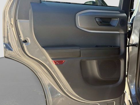 Used 2025 Ford Bronco Sport Outer Banks w/ Outer Banks Tech Package+ AWD/4WD image 13