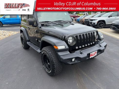 Certified 2018 Jeep Wrangler Sport AWD/4WD image 1