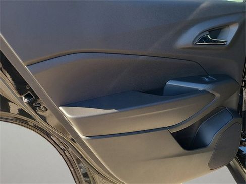 New 2026 Chevrolet Trax RS w/ Driver Confidence Package image 17