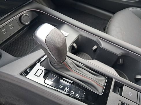 New 2026 Nissan Sentra SR w/ SR Premium Package image 25