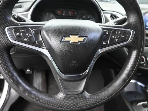 Used 2019 Chevrolet Malibu LT image 14