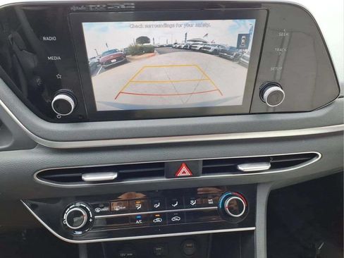 Used 2023 Hyundai Sonata SE FWD image 15