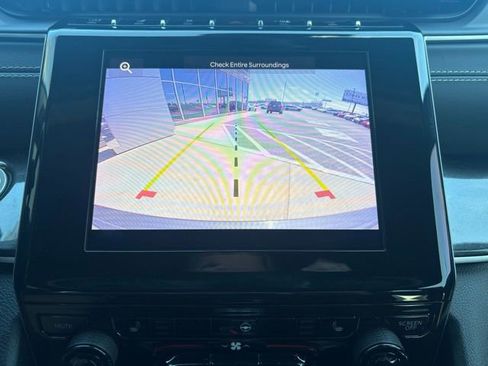 Used 2022 Jeep Grand Cherokee Altitude image 18