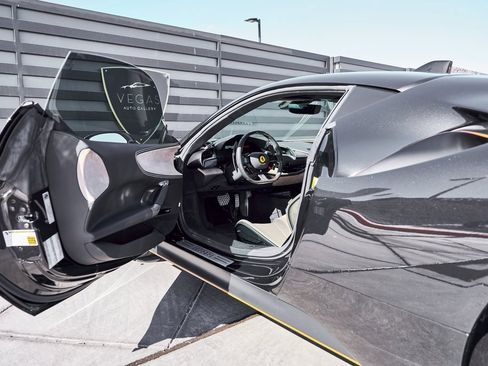 Used 2023 Ferrari SF90 Stradale image 37