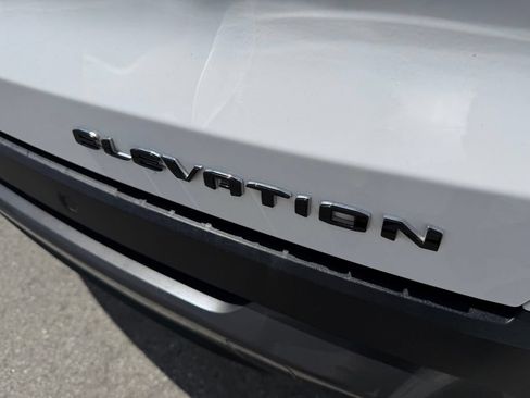 Used 2025 GMC Terrain Elevation AWD/4WD image 10