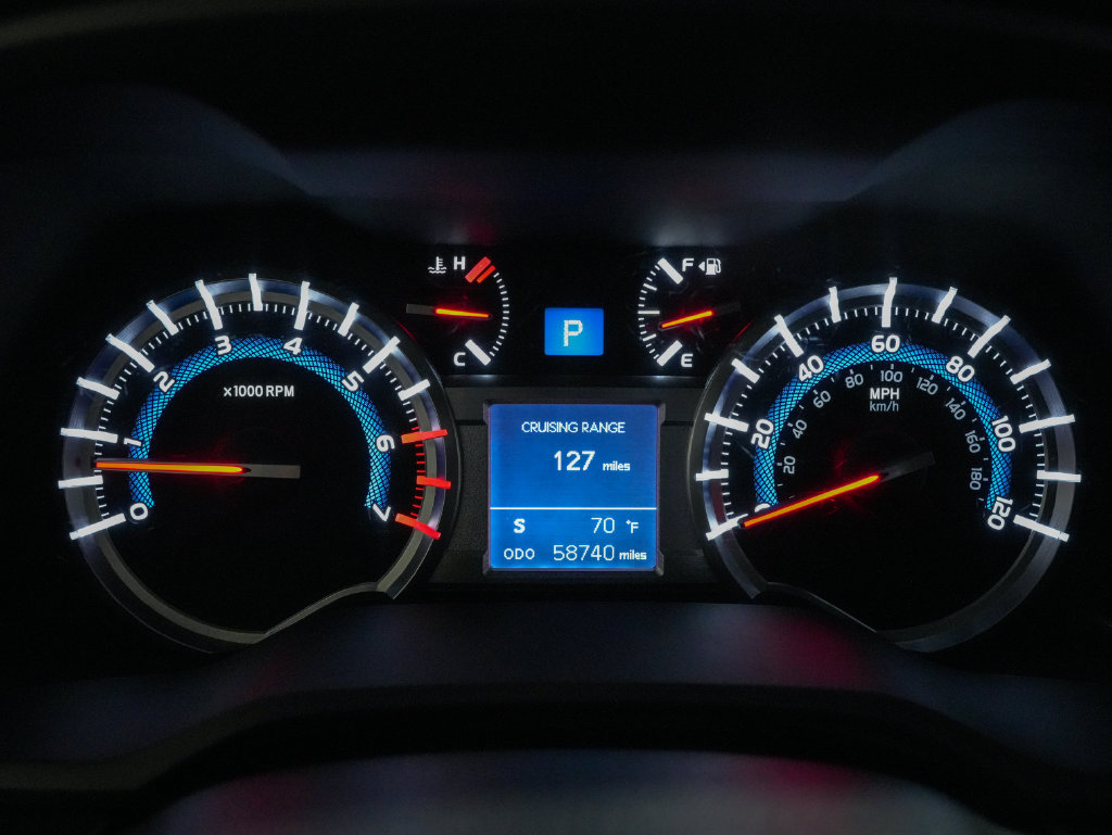 Used 2018 Toyota 4Runner TRD Off-Road Premium AWD/4WD image 16
