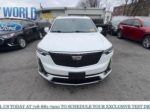 Used 2021 Cadillac XT6 Premium Luxury image 8