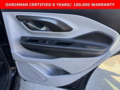 Certified 2024 GMC Terrain SLT image 12