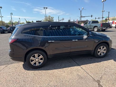 Used 2016 Chevrolet Traverse LT AWD/4WD image 8