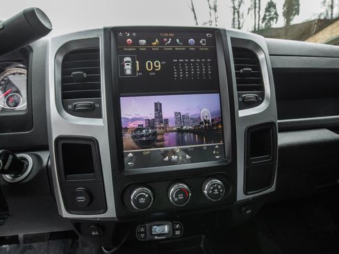 Used 2017 RAM 2500 Tradesman w/ Chrome Appearance Group image 22