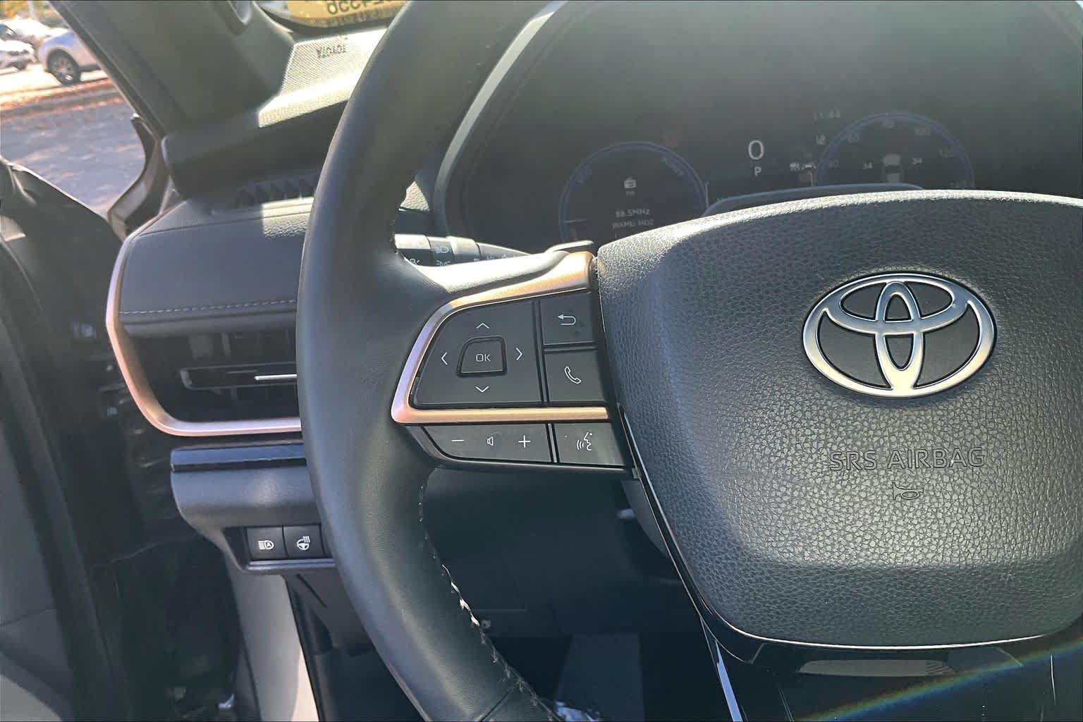 Used 2025 Toyota Grand Highlander AWD Hybrid image 24