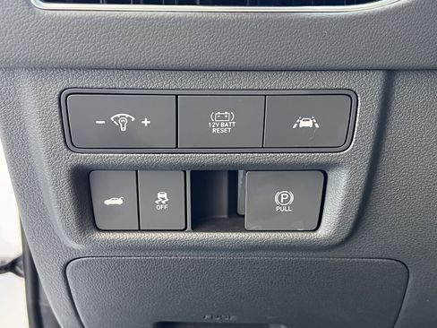 Used 2022 Hyundai Sonata Limited FWD image 15