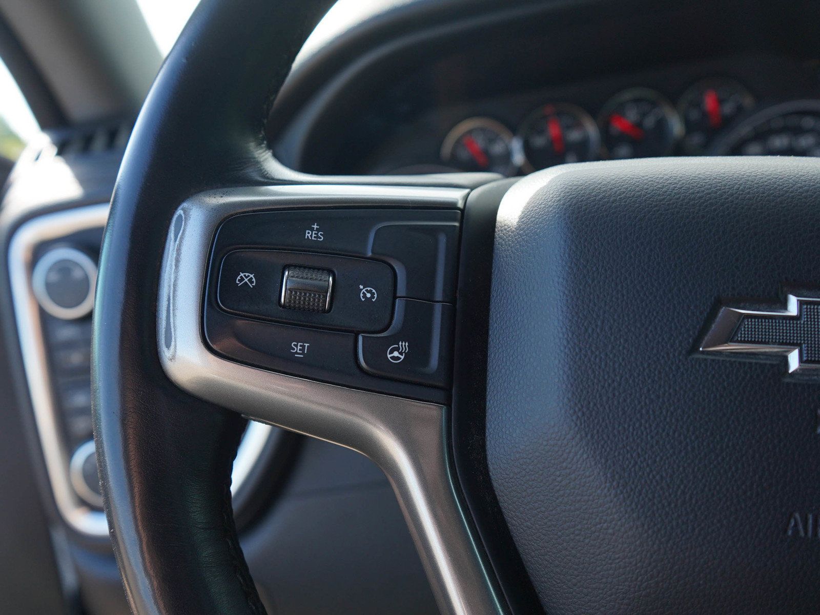 Used 2019 Chevrolet Silverado 1500 LT Trail Boss AWD/4WD image 27