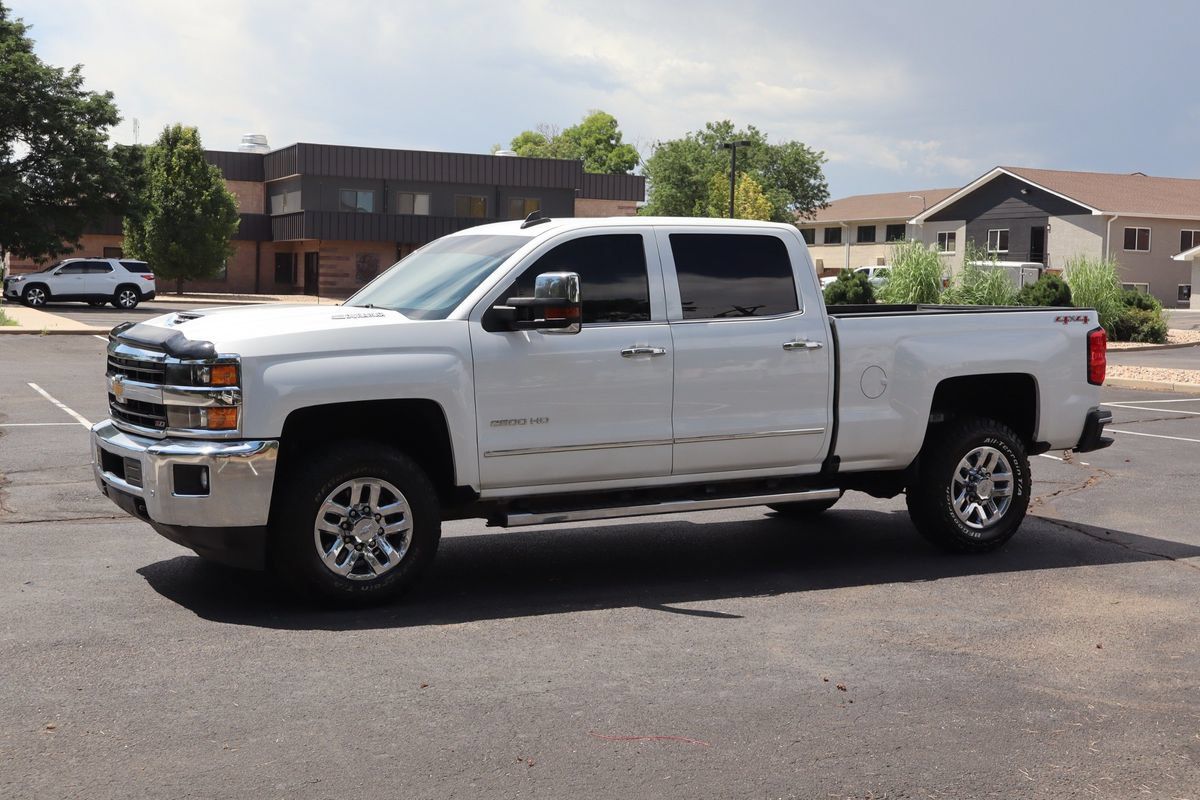 Used 2019 Chevrolet Silverado 2500 LTZ w/ Duramax Plus Package AWD/4WD image 10