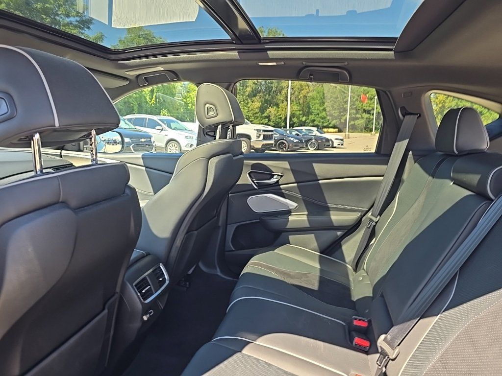 Used 2021 Acura RDX w/ Advance Package AWD/4WD image 6