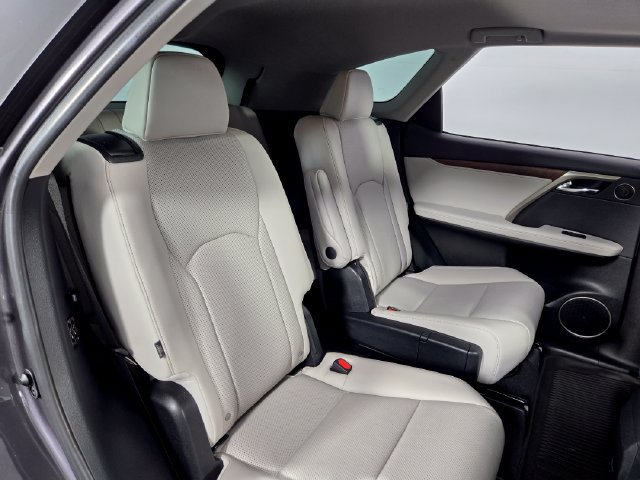 Used 2022 Lexus RX 350L FWD w/ Premium Package image 18