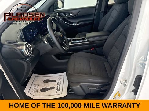 Used 2025 Chevrolet Equinox LT FWD image 8