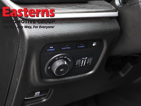 Used 2023 Jeep Grand Cherokee 4WD 4xe image 24