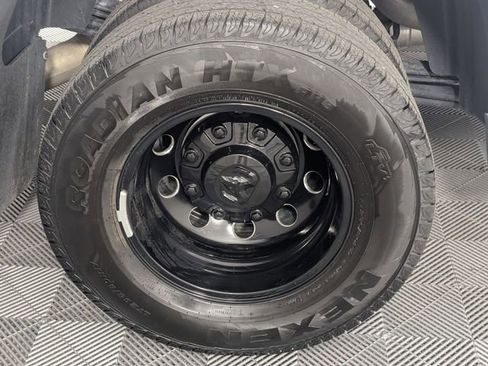 Used 2026 RAM 3500 Laramie AWD/4WD image 8