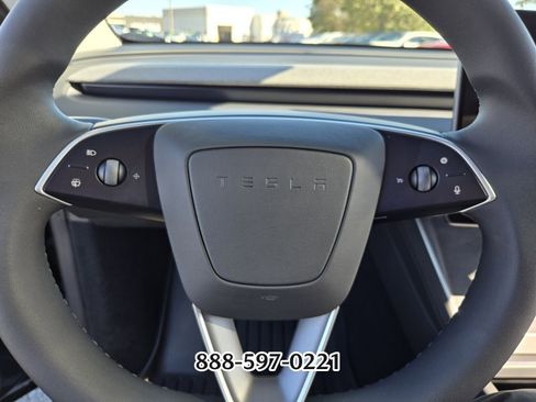 Used 2026 Tesla Model Y Long Range image 18