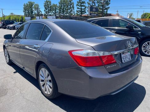 Used 2013 Honda Accord EX image 18