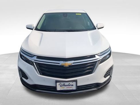Used 2023 Chevrolet Equinox LT AWD/4WD image 10