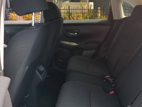 New 2026 Honda HR-V LX image 18