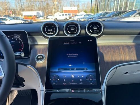 Used 2026 Mercedes-Benz GLC 300 GLC 300 image 18