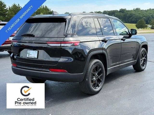 Certified 2024 Jeep Grand Cherokee Altitude AWD/4WD image 3