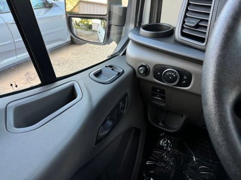 Certified 2024 Ford Transit 350 XLT RWD image 18