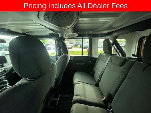Used 2024 Jeep Wrangler Unlimited Sport AWD/4WD image 11
