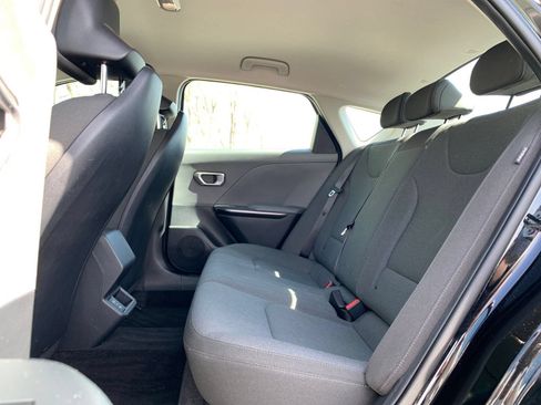 Used 2025 Kia K4 FWD image 24