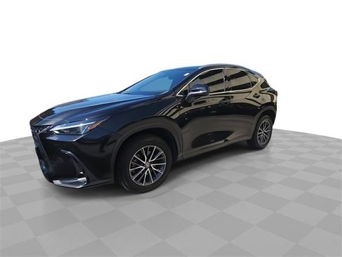 Used 2023 Lexus NX 350 AWD image 4