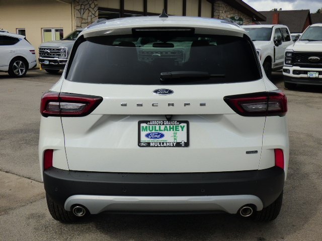 New 2025 Ford Escape SE FWD image 16