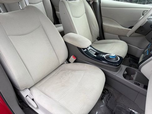 Used 2012 Nissan Leaf SL image 23