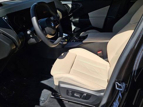 Used 2025 BMW X3 xDrive30i w/ Premium Package AWD/4WD image 15